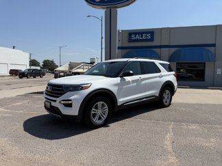 Used 2022 Ford Explorer XLT w/ Equipment Group 202A image 1