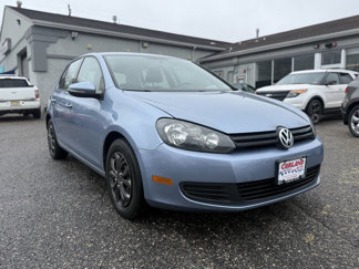 Used 2010 Volkswagen Golf 4-Door image 1