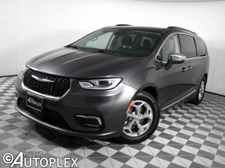 Used 2022 Chrysler Pacifica Limited image 1