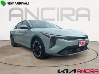Certified 2025 Kia K4 EX image 1
