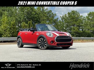 Used 2021 MINI Cooper S w/ Signature Upholstery Package image 1