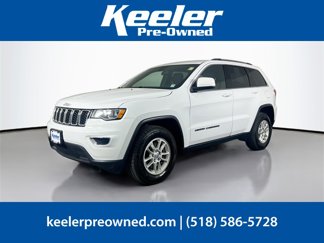 Used 2018 Jeep Grand Cherokee Laredo image 1