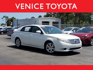 Used 2011 Toyota Avalon Limited image 1