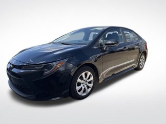 Used 2023 Toyota Corolla LE image 1