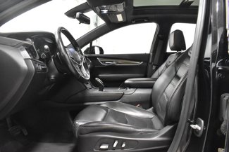 Used 2019 Cadillac XT5 Platinum image 1
