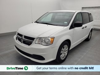 Used 2020 Dodge Grand Caravan SE image 1