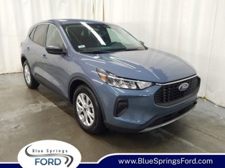 Used 2023 Ford Escape Active image 1