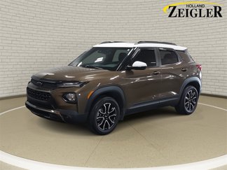 Used 2022 Chevrolet TrailBlazer ACTIV w/ Sun and Liftgate Package image 1
