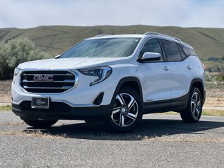 Used 2019 GMC Terrain SLT image 1
