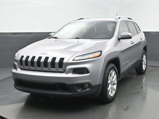 Used 2018 Jeep Cherokee Latitude Plus w/ Cold Weather Group image 1