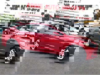 Used 2017 Hyundai Elantra SE image 1