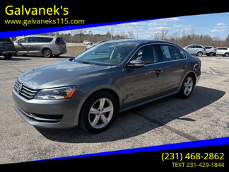 Used 2013 Volkswagen Passat 2.5 SE image 1