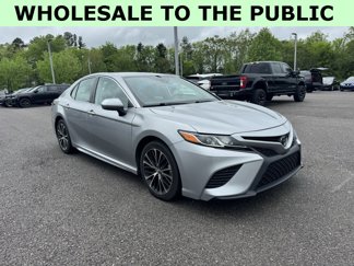 Used 2019 Toyota Camry SE image 1