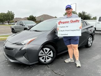 Used 2016 Toyota Prius Three Touring image 1