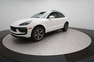 Used 2023 Porsche Macan image 1