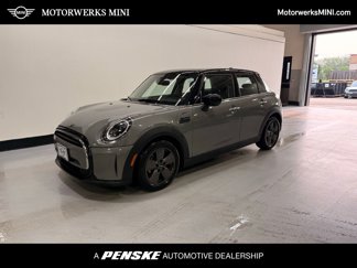 Certified 2023 MINI Cooper 4-Door Hardtop image 1