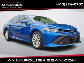 Used 2019 Toyota Camry LE image 1