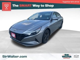 Used 2021 Hyundai Elantra SEL w/ Convenience Package image 1
