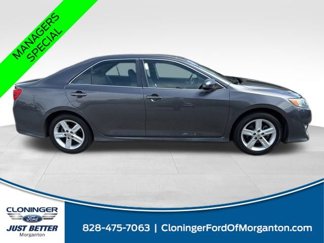 Used 2013 Toyota Camry SE image 1
