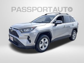 Used 2019 Toyota RAV4 XLE image 1