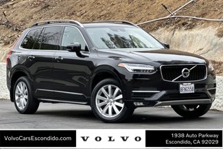 Used 2018 Volvo XC90 T5 Momentum w/ Convenience Package image 1
