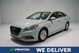 Used 2016 Hyundai Sonata SE image 1