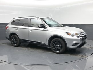 Used 2018 Mitsubishi Outlander LE image 1