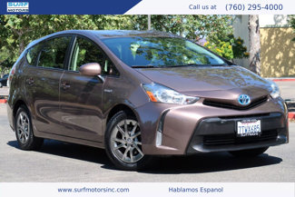 Used 2016 Toyota Prius V Five image 1