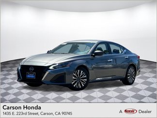 Used 2024 Nissan Altima 2.5 SV image 1
