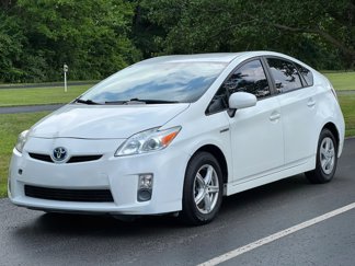 Used 2010 Toyota Prius Three image 1