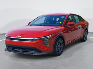 New 2025 Kia K4 LXS image 1