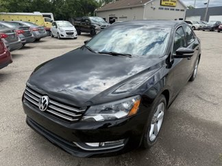 Used 2015 Volkswagen Passat 1.8T Limited Edition image 1