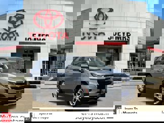 Used 2023 Chevrolet Equinox LT image 1