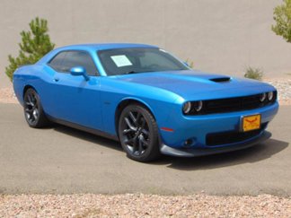 Used 2019 Dodge Challenger R/T w/ Blacktop Package image 1