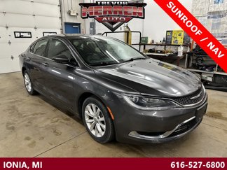 Used 2015 Chrysler 200 C image 1