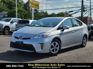 Used 2015 Toyota Prius Three image 1
