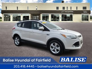 Used 2015 Ford Escape SE w/ Equipment Group 201A image 1