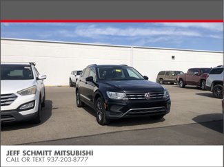 Used 2019 Volkswagen Tiguan SE w/ Panoramic Sunroof Package image 1