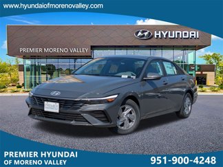 New 2025 Hyundai Elantra SE image 1