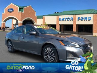Used 2023 Nissan Altima 2.5 SV image 1