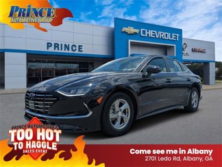 Used 2023 Hyundai Sonata SE w/ Preferred Accessory Package image 1
