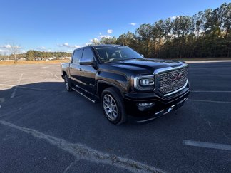 Used 2017 GMC Sierra 1500 Denali image 1