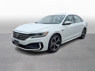 Used 2022 Volkswagen Passat 2.0T R-Line image 1