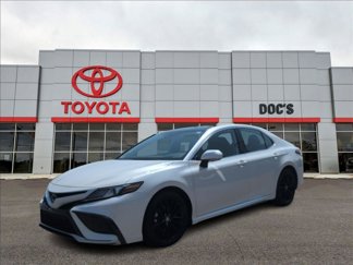 Used 2024 Toyota Camry XSE image 1