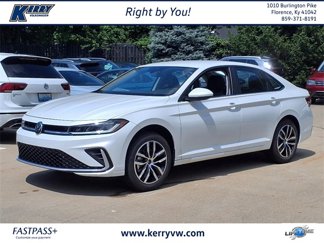 New 2025 Volkswagen Jetta SE image 1