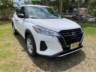 New 2025 Nissan Kicks Play S image 1
