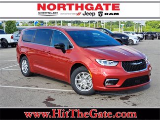 New 2026 Chrysler Pacifica Select image 1