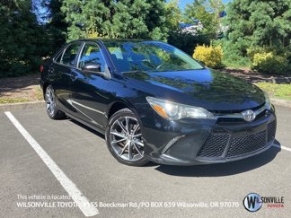 Used 2017 Toyota Camry SE image 1