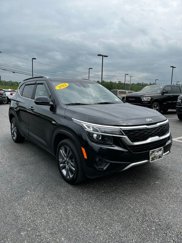 Used 2021 Kia Seltos S image 1