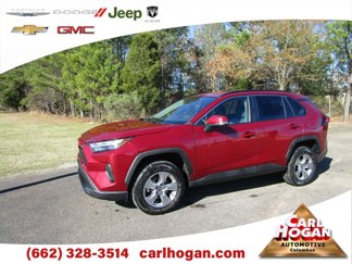 Used 2023 Toyota RAV4 XLE image 1